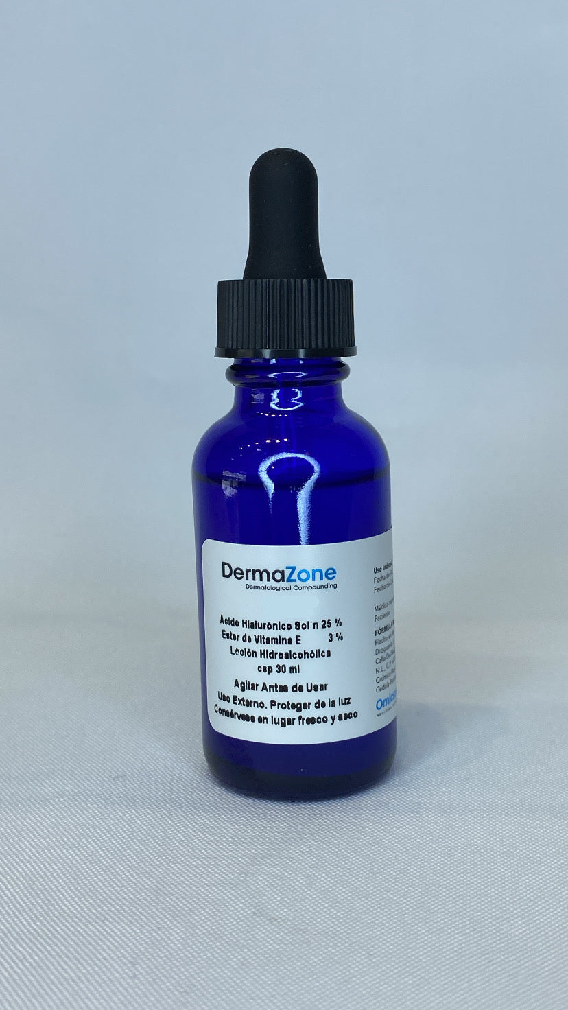 Suero acido Hialuronico con vitamina E ( Dermazone ) ,